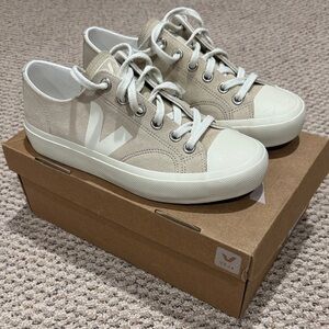 Veja Women's Beige Canvas Sneakers
